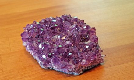Using Crystals For The Law of Attraction