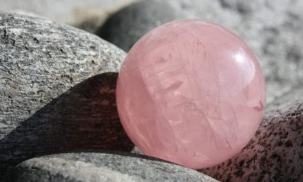 Manifesting Love With Rose Quartz